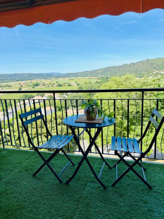 Photo de Studio à Gréoux les bains - Les Fontaines