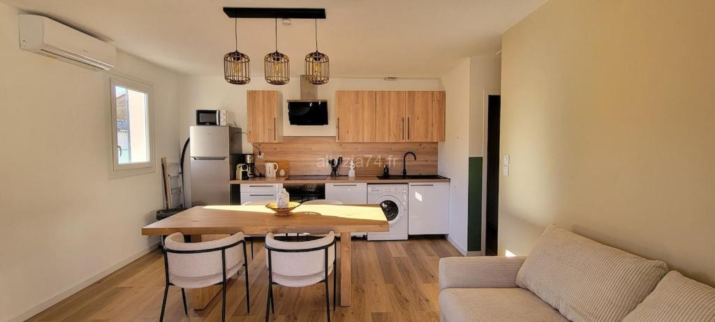 Photo de T3 Lumineux au Bord du Verdon 2 Chambres
