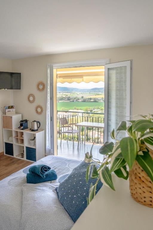 photo de Lumineux studio-Gréoux-les-Bains