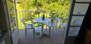 Studio lou paradou residence le provence à Gréoux-les-Bains