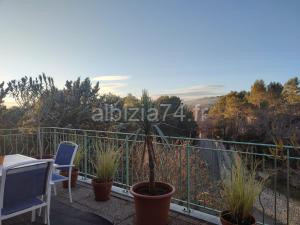 Photo de l'Appartements La terrasse de l'Imbut - Climatisation & Piscine à Gréoux-les-Bains