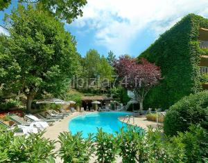 Villa Borghese, The Originals Relais à Gréoux-les-Bains